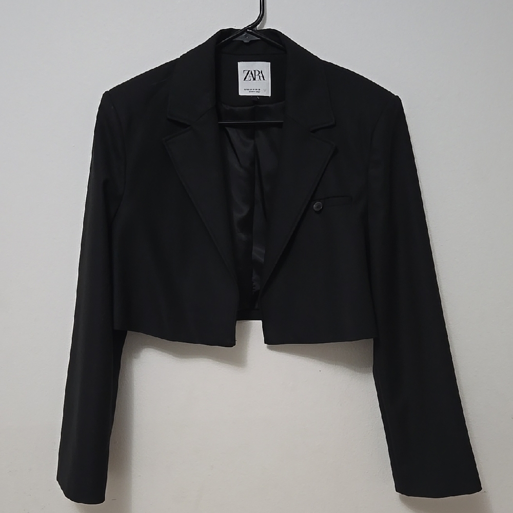 Zara Cropped BLAZER